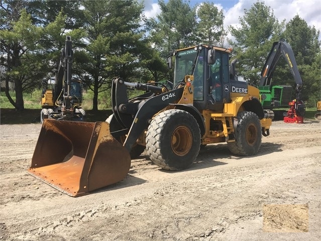 Cargadoras Sobre Ruedas Deere 624K de medio uso en venta Ref.: 1561499474114499 No. 2