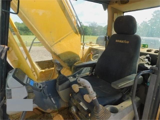 Excavadoras Hidraulicas Komatsu PC220 en venta Ref.: 1562117135120263 No. 3