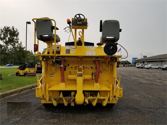 Pavimentadoras Bomag CR362L seminueva en venta Ref.: 1562795690166791 No. 2