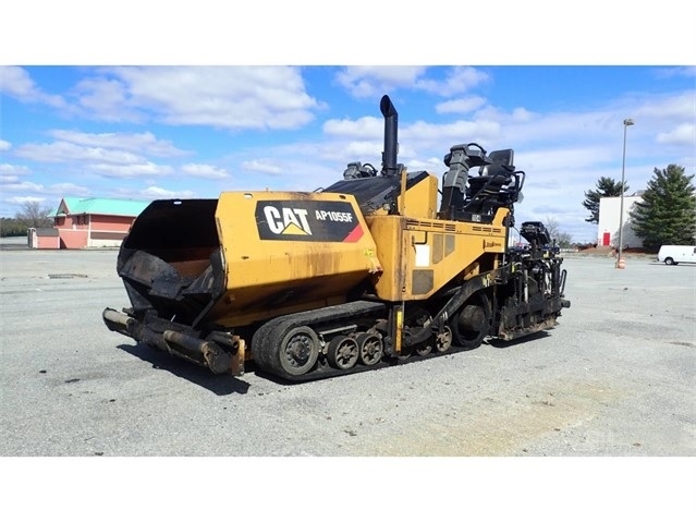 Pavers Caterpillar AP-1055F