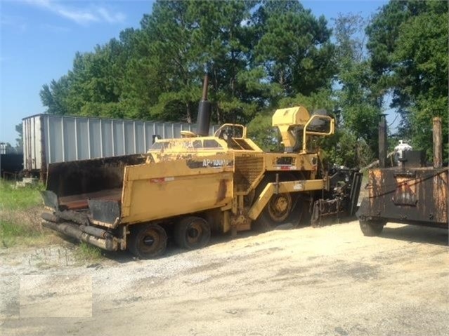 Pavers Caterpillar AP-1000B