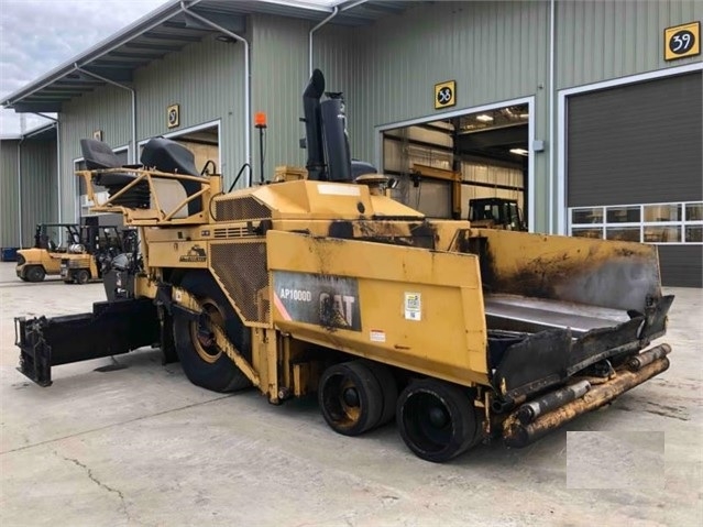 Pavers Caterpillar AP-1000D