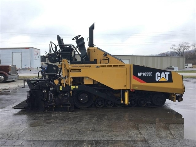 Pavimentadoras Caterpillar AP-1055E usada a buen precio Ref.: 1563219861872294 No. 4