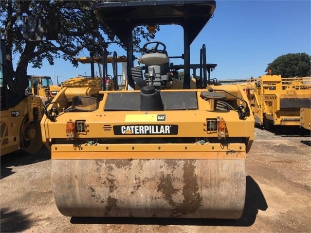 Compactadora Vibratoria Caterpillar CB64