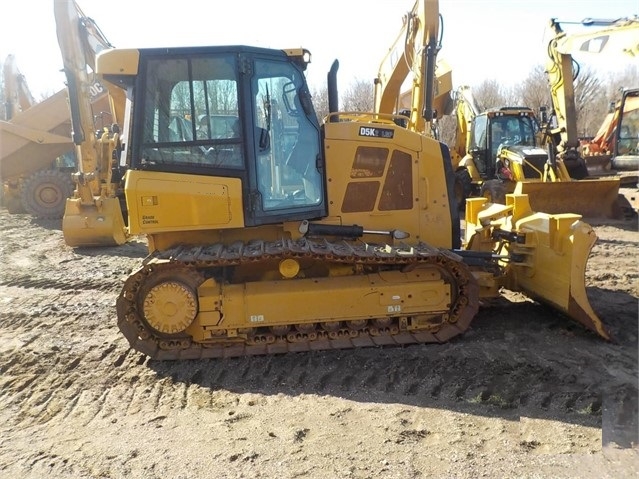 Tractores Sobre Orugas Caterpillar D5K en buenas condiciones Ref.: 1563829488650303 No. 4