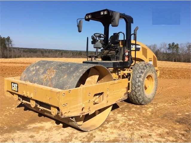 Compactadora Vibratoria Caterpillar CS56 en buenas condiciones Ref.: 1563834801207755 No. 3