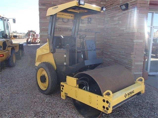 Compactadora Vibratoria Bomag BW124D importada de segunda mano Ref.: 1564071444571722 No. 4