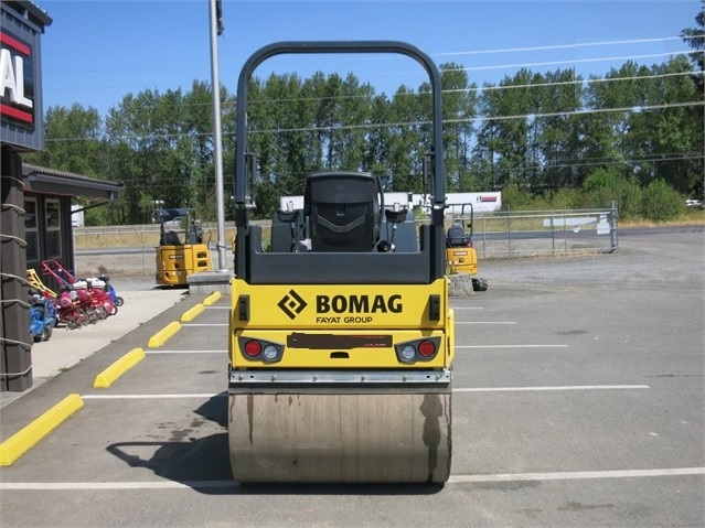 Compactadora Vibratoria Bomag BW135AD de segunda mano a la venta Ref.: 1564071853101697 No. 3