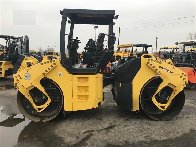 Compactadora Vibratoria Bomag BW161AD