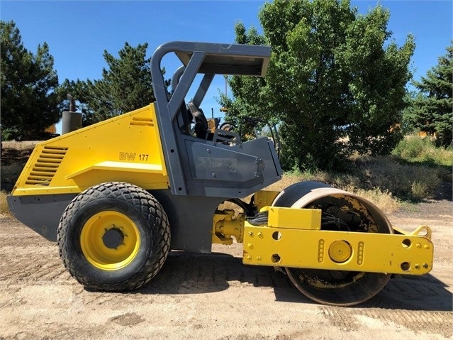 Compactadora Vibratoria Bomag BW177D seminueva en venta Ref.: 1564158635516920 No. 3