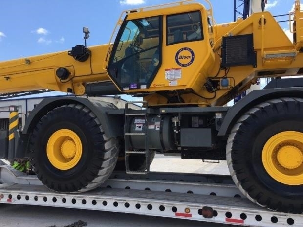 Gruas Grove RT770E