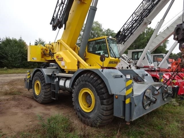 Gruas Grove RT700E