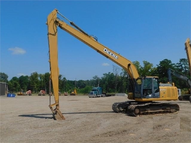 Hydraulic Excavator Deere 200D