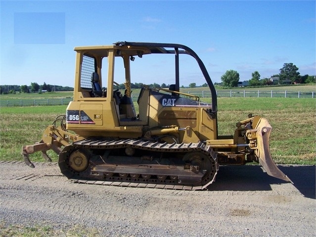 Dozers/tracks Caterpillar D5G