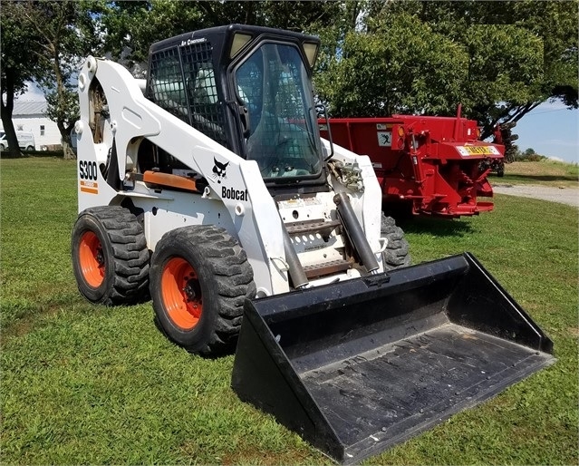 Minicargadores Bobcat S300