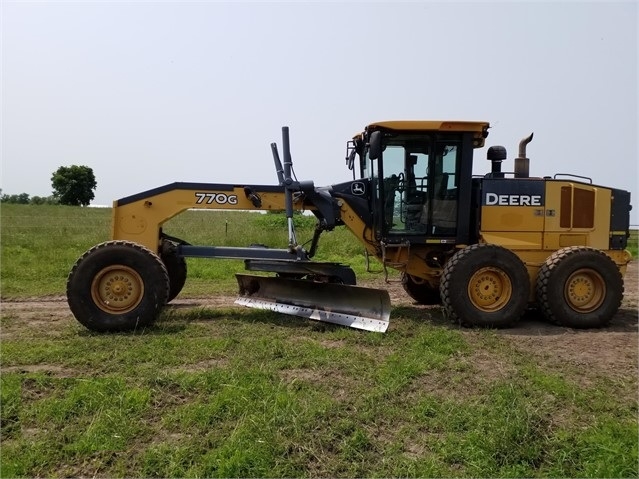 Motoconformadoras Deere 770G