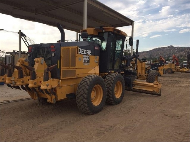 Motoconformadoras Deere 672G usada a buen precio Ref.: 1568910009746148 No. 2