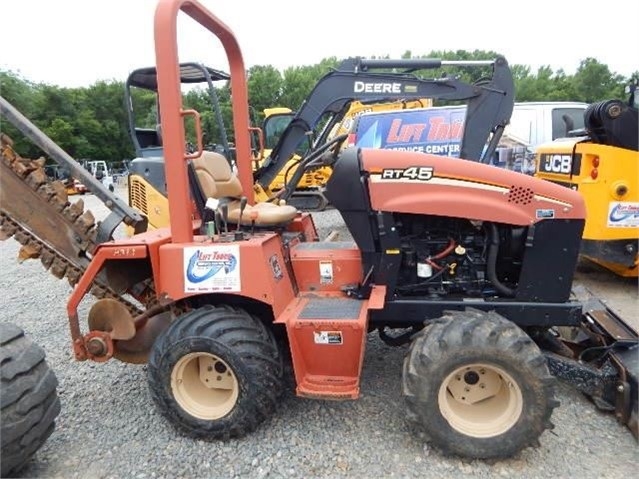 Trencher Ditch Witch RT45