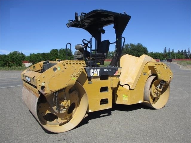 Compactadora Vibratoria Caterpillar CB54 en optimas condiciones Ref.: 1569552998144300 No. 2