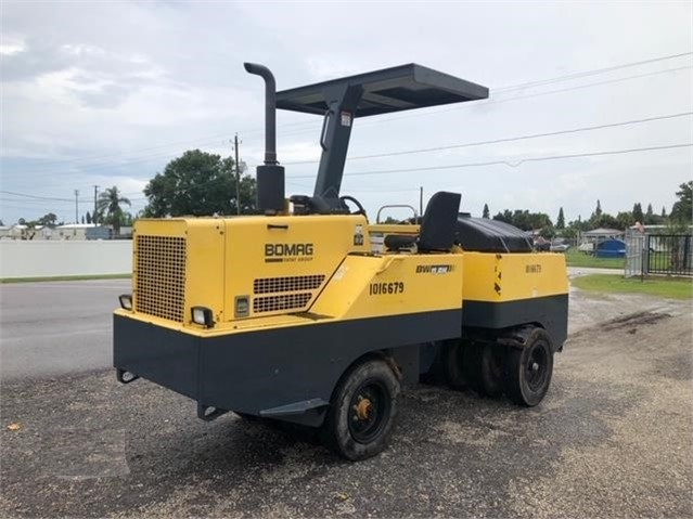 Compactadora Con Llantas Bomag BW11RH en venta, usada Ref.: 1569945252686141 No. 2