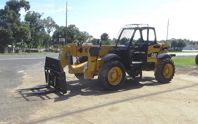 Manipulador Telescopico Caterpillar TH360B en venta, usada Ref.: 1571073621554342 No. 3