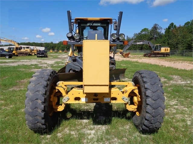 Motoconformadoras Deere 670G usada a buen precio Ref.: 1571102483464653 No. 2