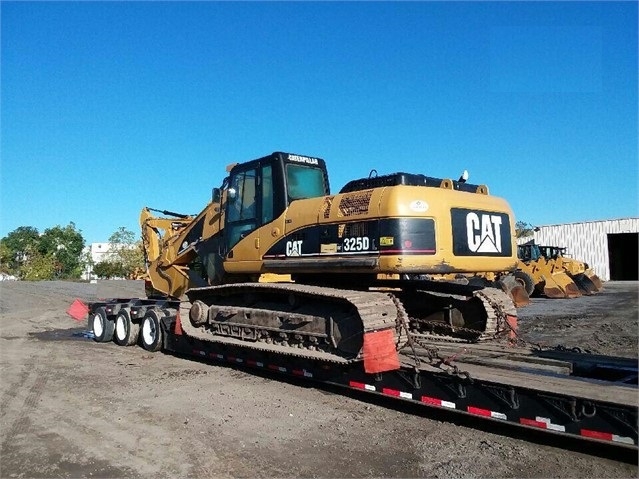 Hydraulic Excavator Caterpillar 325DL