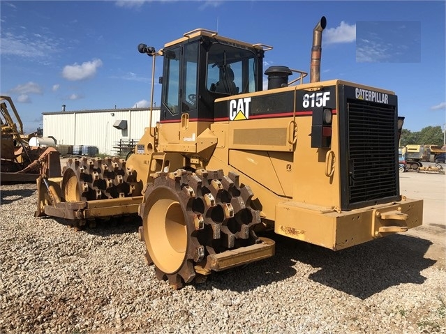 Compactadoras Suelos Y Rellenos Caterpillar 815F en venta, usada Ref.: 1571326523853058 No. 2