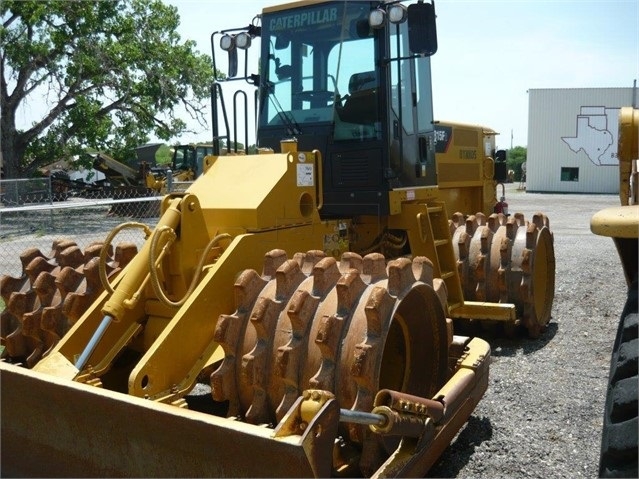 Compactadoras Suelos Y Rellenos Caterpillar 815F seminueva en per Ref.: 1571328405609432 No. 3