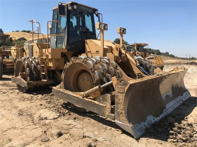 Compactadoras Suelos Y Rellenos Caterpillar 825G