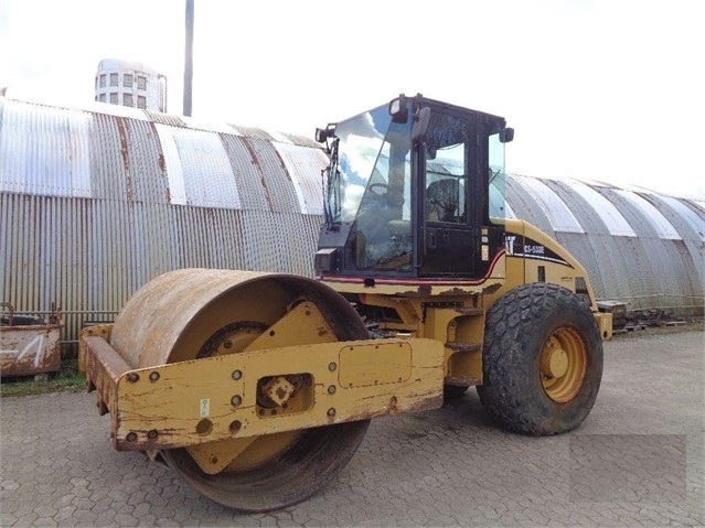 Compactadora Vibratoria Caterpillar CS-533E