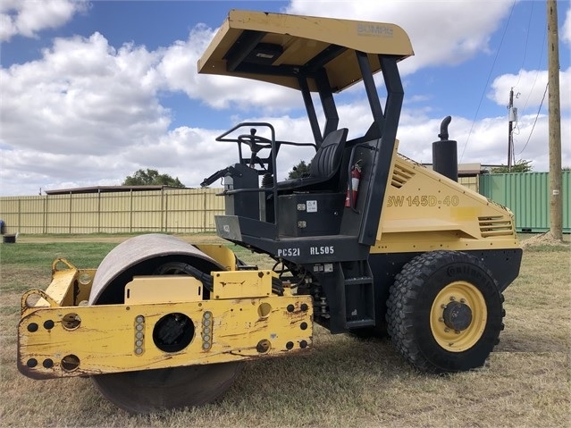 Compactadora Vibratoria Bomag BW145D