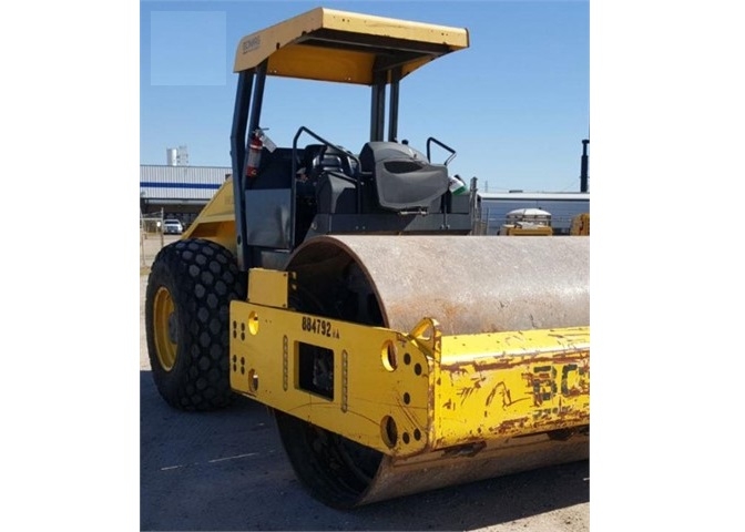 Compactadora Vibratoria Bomag BW213D en buenas condiciones Ref.: 1571691180815346 No. 3