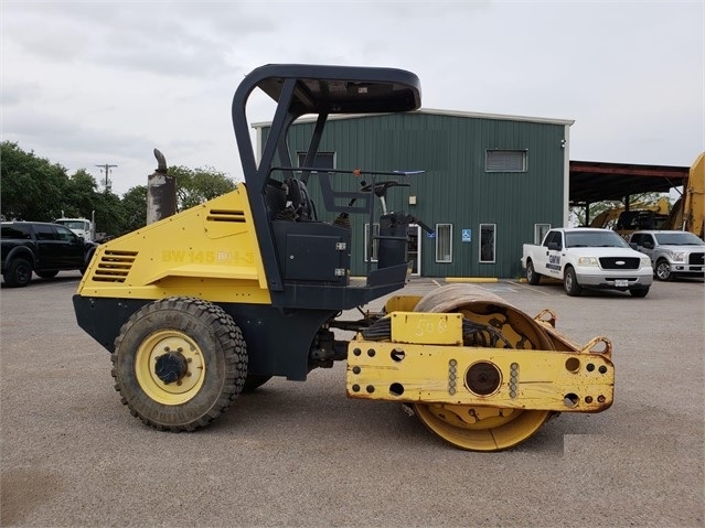 Compactadora Vibratoria Bomag BW145D