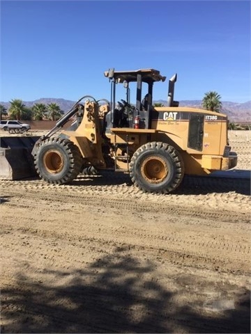 Cargadoras Sobre Ruedas Caterpillar IT38G