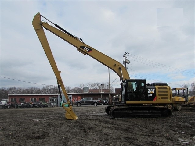 Hydraulic Excavator Caterpillar 326FL