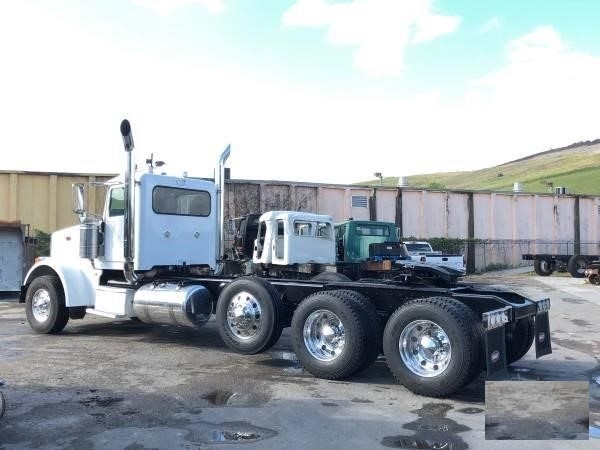 Camiones De Carga Peterbilt 367 seminueva en venta Ref.: 1575065011991094 No. 3