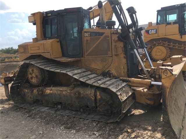 Dozers/tracks Caterpillar D6T