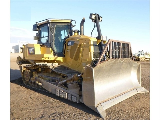 Dozers/tracks Caterpillar D7E