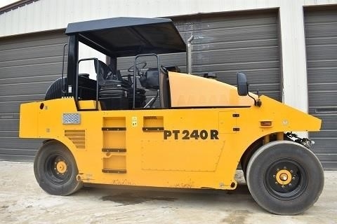 Compactadora Con Llantas Volvo PT240R