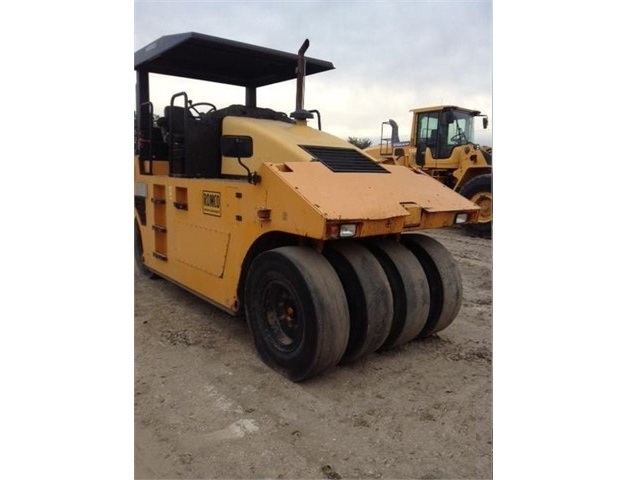 Compactadora Con Llantas Volvo PT240R de bajo costo Ref.: 1577381759536236 No. 3