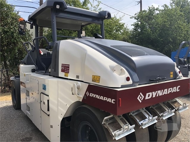 Compactadora Con Llantas Dynapac CP2700