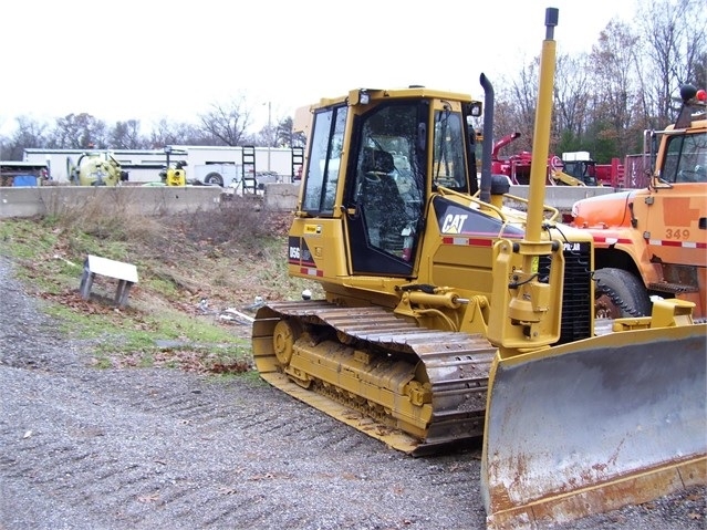 Dozers/tracks Caterpillar D5G