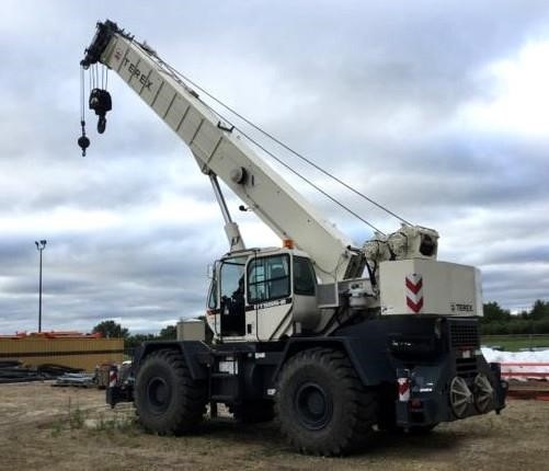 Cranes Terex RT555