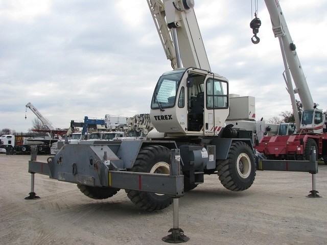 Cranes Terex RT230