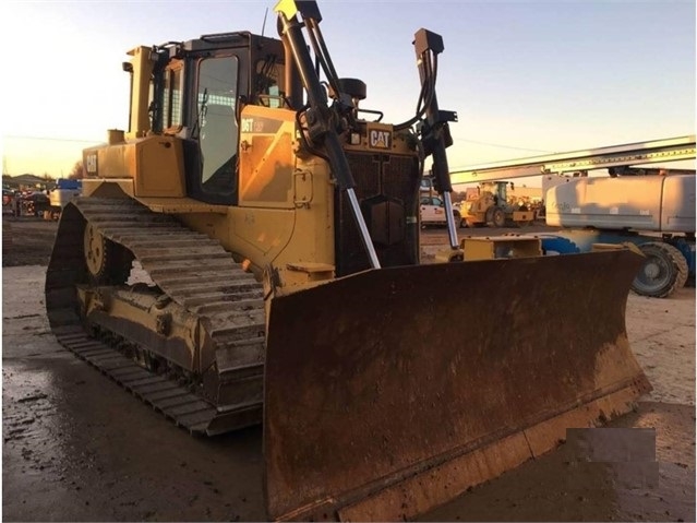 Dozers/tracks Caterpillar D6T