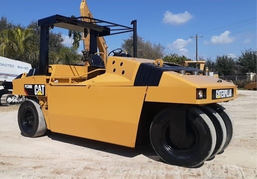 Compactors Tires Asphalt Caterpillar PS-300B