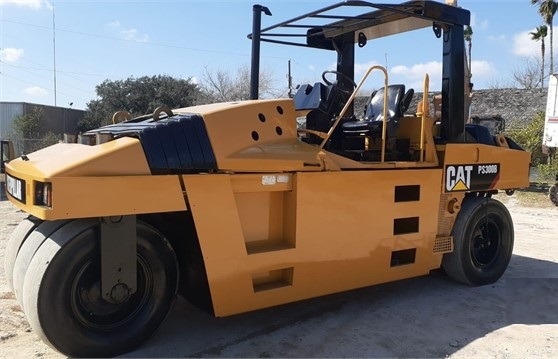 Compactadora Con Llantas Caterpillar PS-300B importada en buenas  Ref.: 1580942272504678 No. 2