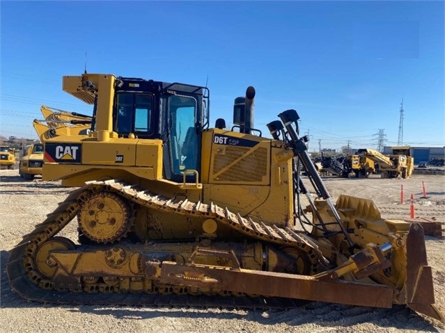 Tractores Sobre Orugas Caterpillar D6T