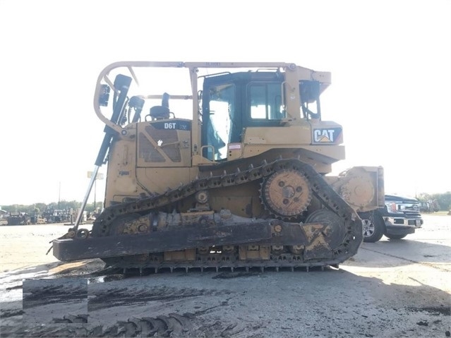 Tractores Sobre Orugas Caterpillar D6T usada en buen estado Ref.: 1581019666653422 No. 3